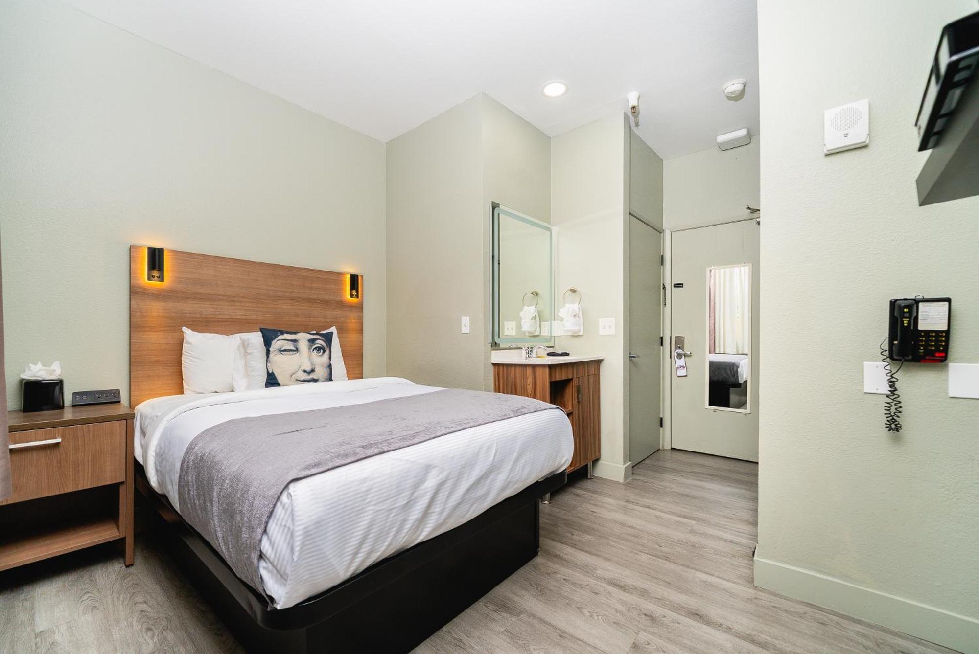 Urban Boutique Hotel- Little Italy, Downtown San Diego Bagian luar foto